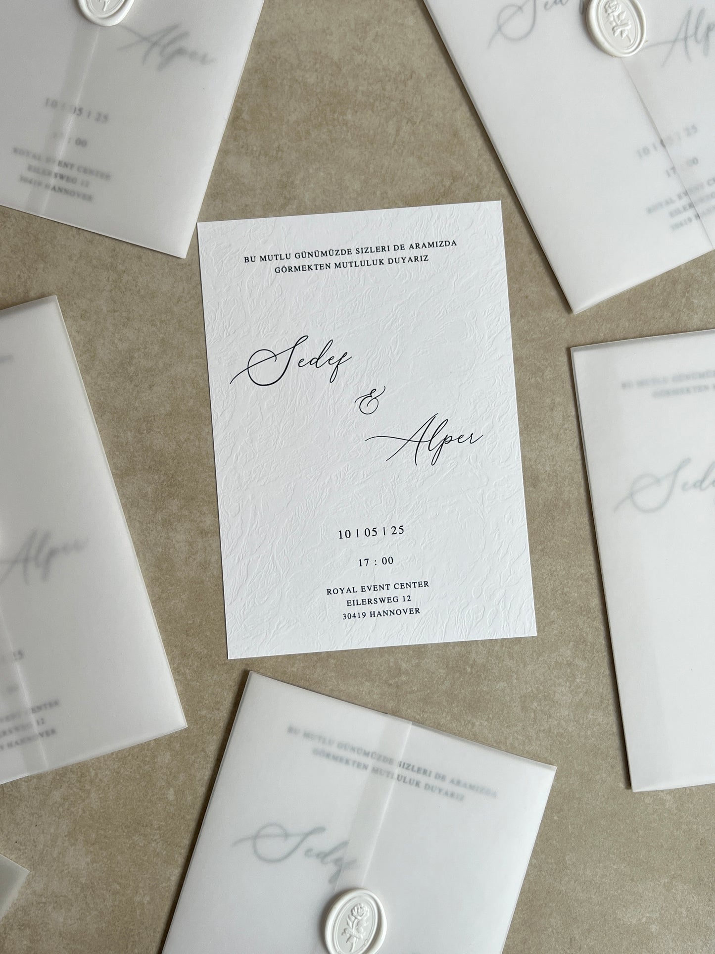 Edle Einladungskarten Hochzeit mit transparentem Umschlag mit Perlen und Siegel, Verlobung, Wedding Invitation, Mr & Mrs, Pearls, Wax Seals