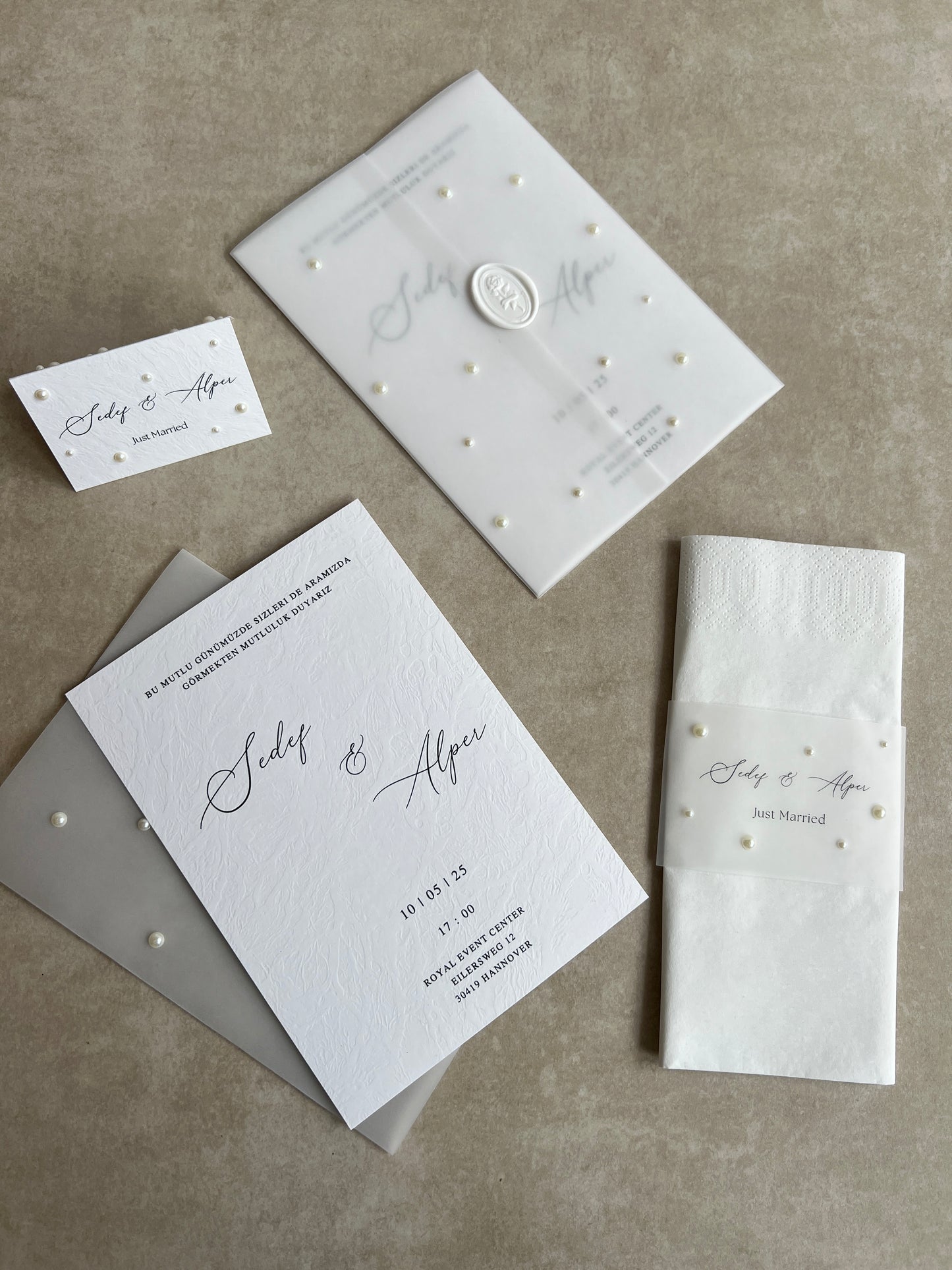 Edle Einladungskarten Hochzeit mit transparentem Umschlag mit Perlen und Siegel, Verlobung, Wedding Invitation, Mr & Mrs, Pearls, Wax Seals