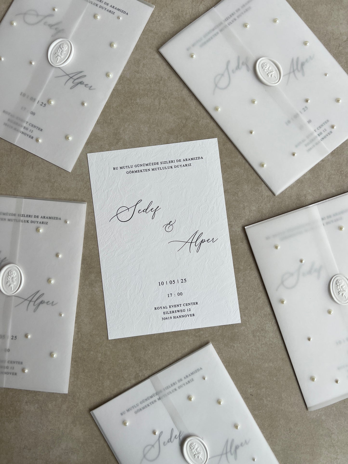 Edle Einladungskarten Hochzeit mit transparentem Umschlag mit Perlen und Siegel, Verlobung, Wedding Invitation, Mr & Mrs, Pearls, Wax Seals