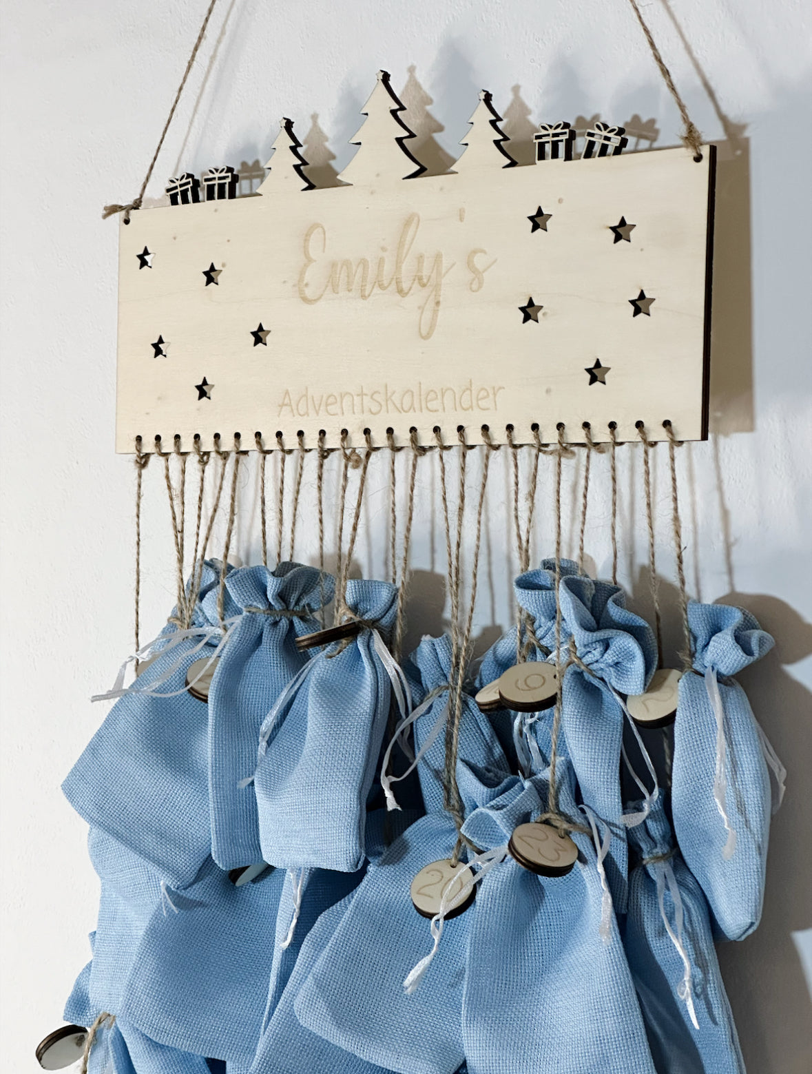 Personalisierter Adventskalender aus Holz zum selber befüllen