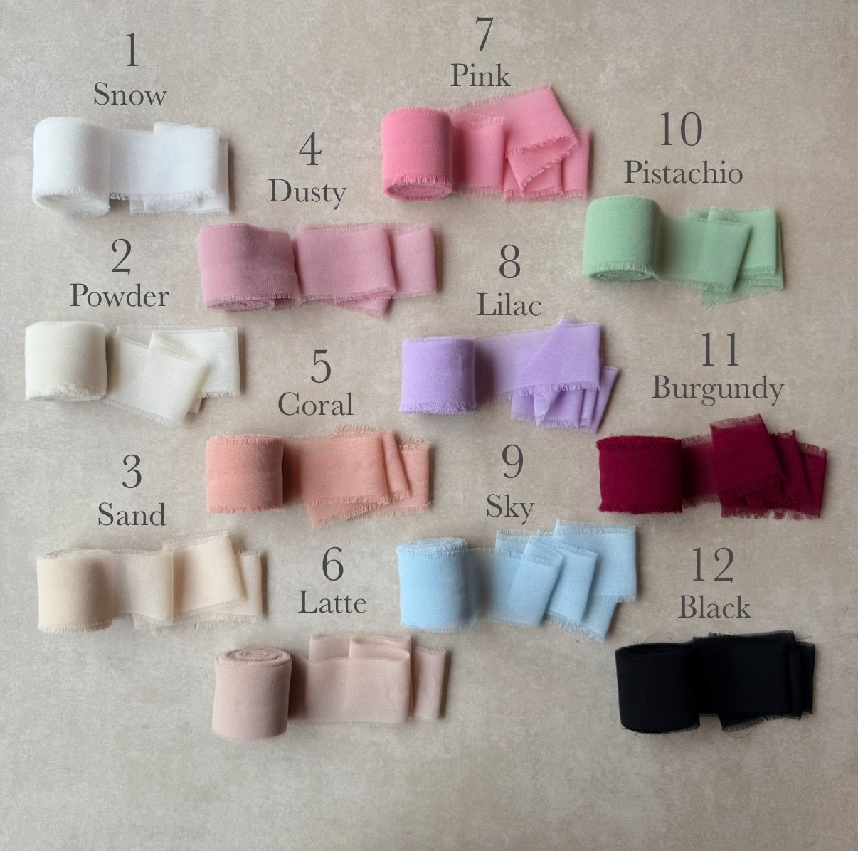Personalisiertes Blumenband aus Chiffon