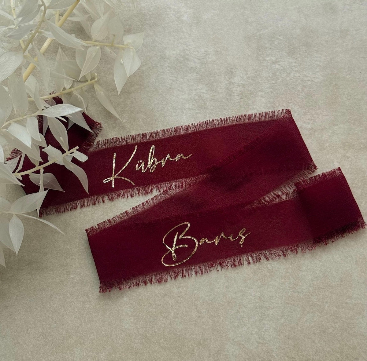 Personalisiertes Ringband aus Chiffon