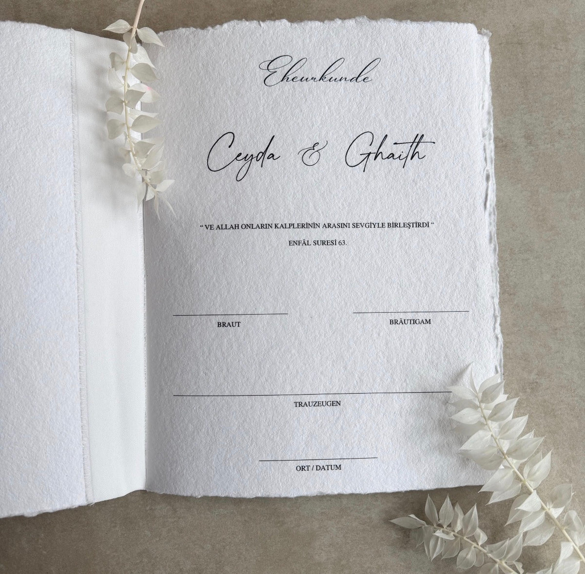 Personalisiertes Stammbuch Hochzeit aus Büttenpapier | Hochzeitsbuch | Erinnerungsbuch | A4 und A5 | Hochzeitsgeschenk | Ausfüllbuch | Atelza